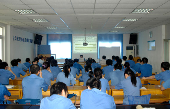 江蘇上上電纜集團(tuán)進(jìn)行核電法規(guī)、核電質(zhì)保要求培訓(xùn)