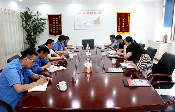 送政策、進企業(yè)、促發(fā)展——市人社局領導走訪上上